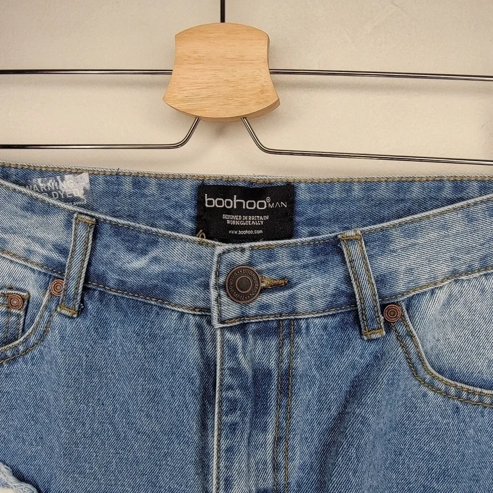 BOOHOO MAN Shorts Denim Distressed Men's 32 Preppy Light Blue Slim Jean Bermudas